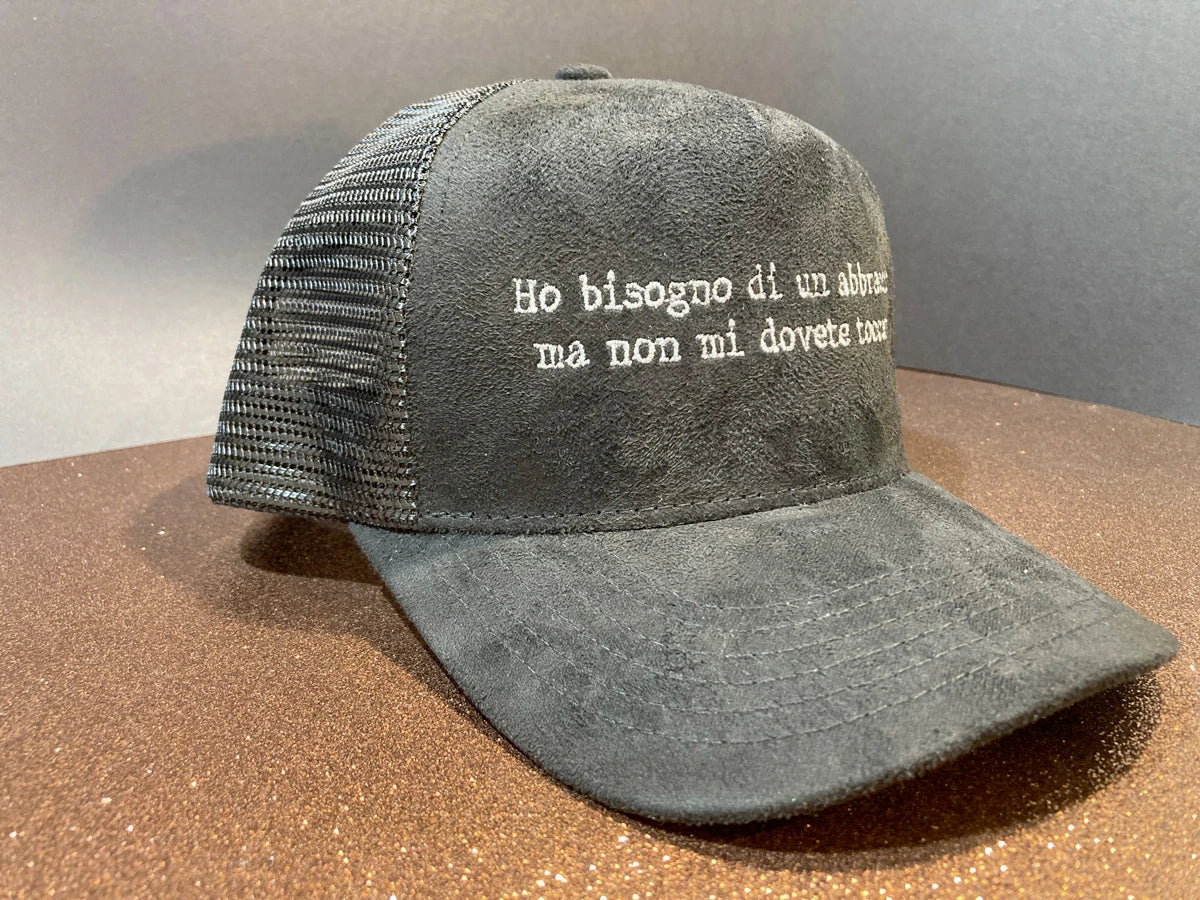 “HO BISOGNO DI UN ABBRACCIO MA NON MI DOVETE TOCCARE”