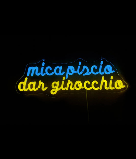 MICA PISCIO DAR GINOCCHIO